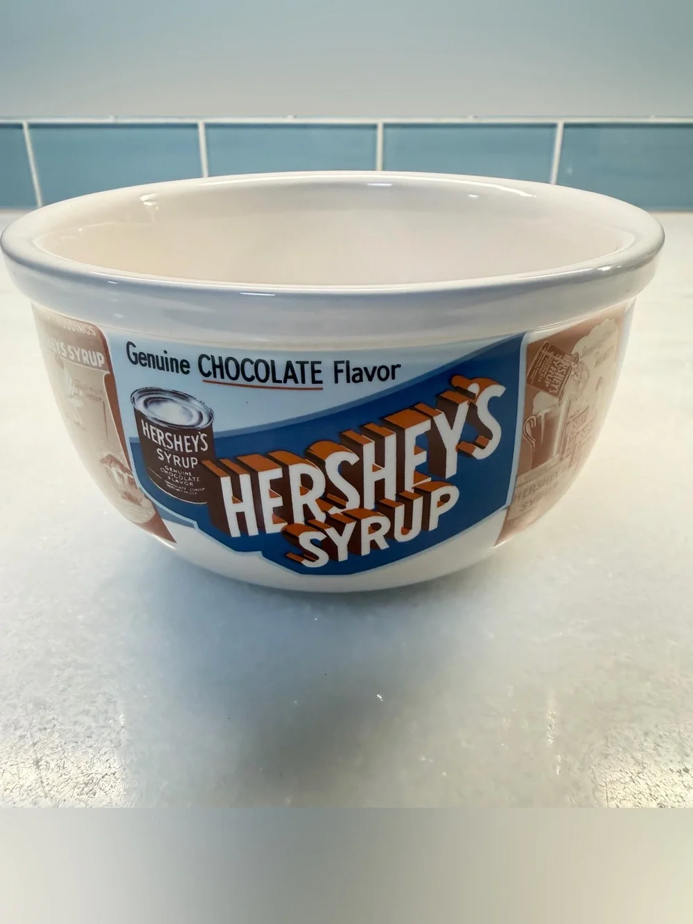Hershey's Syrup Retro Ceramic Dessert Bowls - Set of 4 (White with Brown Accent)